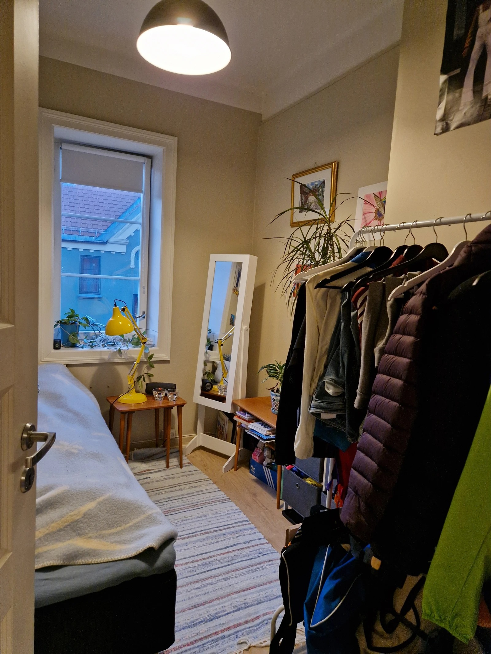 Slik ser rommet ut når det er møblert